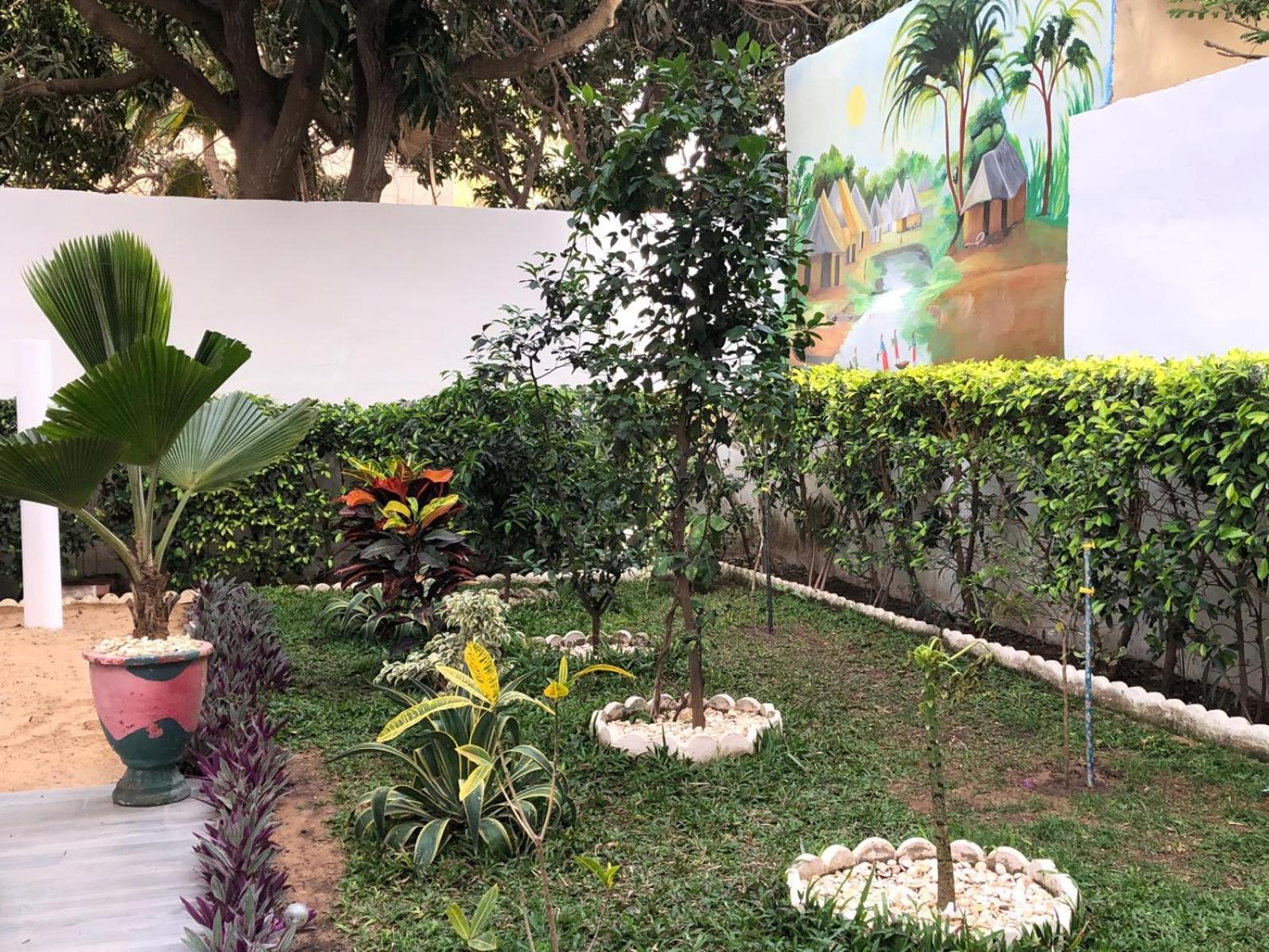Villa Luxueuse A Ouakam داكاغْ المظهر الخارجي الصورة