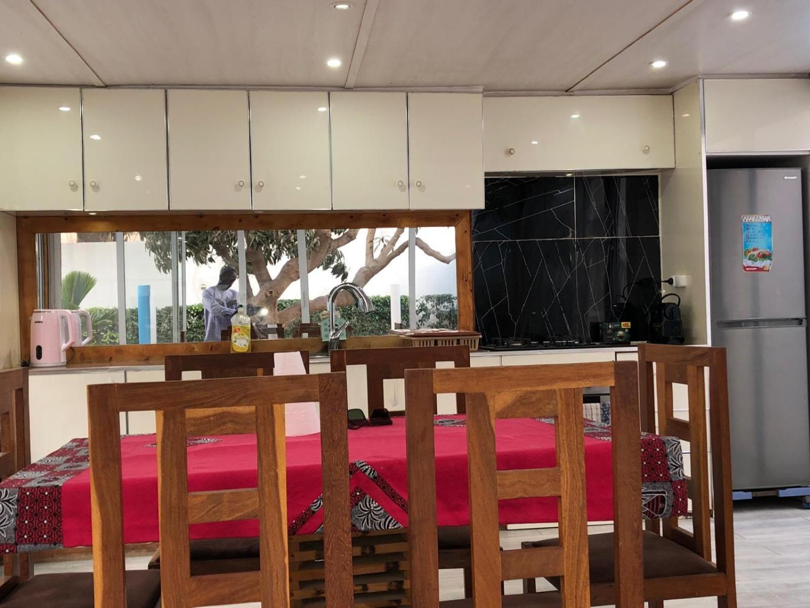 Villa Luxueuse A Ouakam داكاغْ المظهر الخارجي الصورة