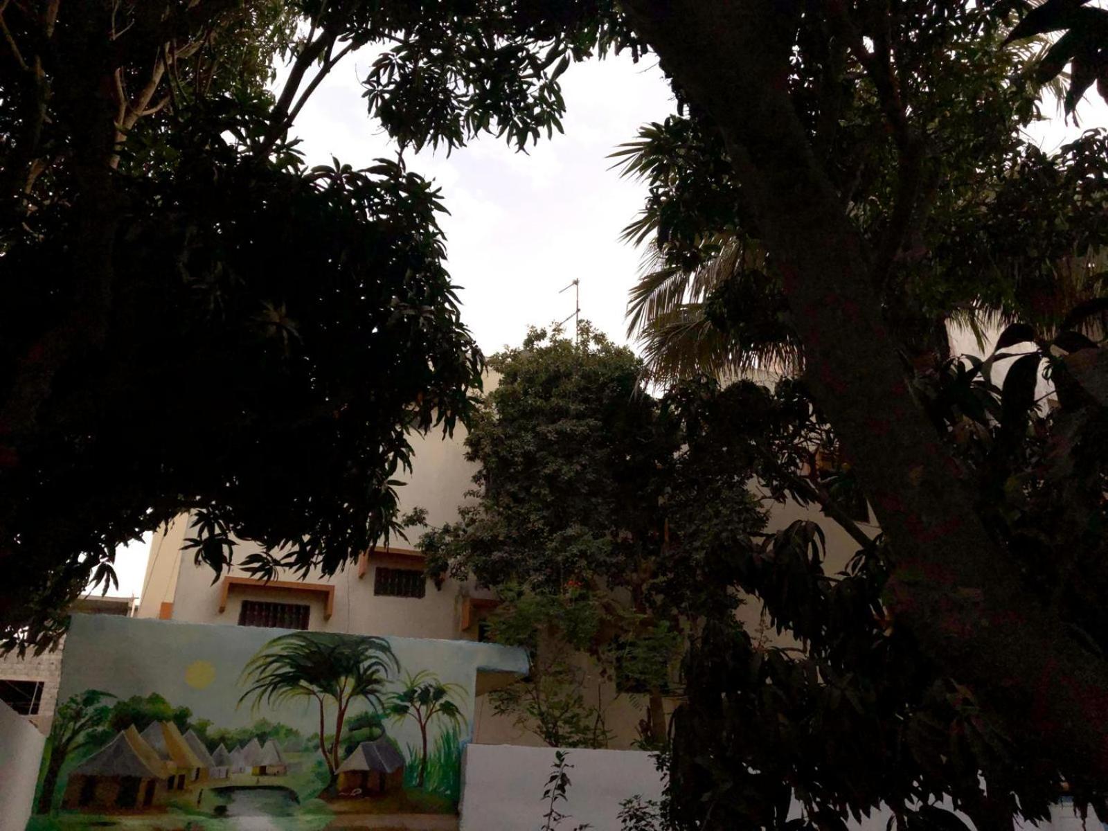 Villa Luxueuse A Ouakam داكاغْ المظهر الخارجي الصورة